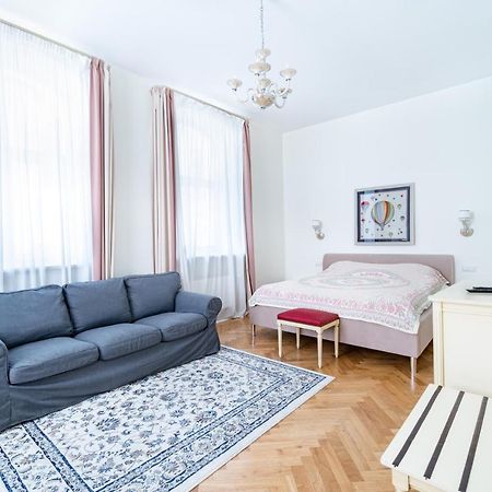 Audeju Apartments リガ エクステリア 写真